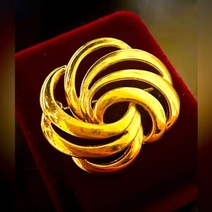 Vintage NAPIER Gold Swirl Brooch